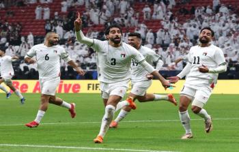 فلسطين تحقق فوزا قاتلا على قطر بافتتاح بطولة كأس العرب 2025