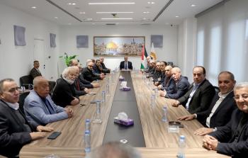 لقاء حسين الشيخ مع وفد من المتقاعدين العسكريين