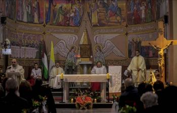 مسيحيو غزة يصلون للسلام بعد عامين من الحرب