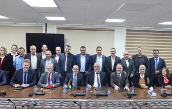 فلسطين توقع اتفاقيتي تمويل فرنسيتين لتعزيز قطاع المياه والصرف الصحي