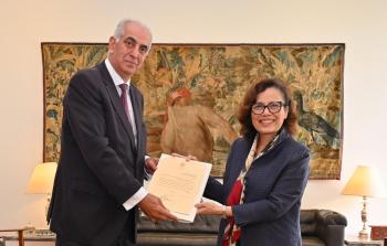 السفير البوريني يقدم نسخة من أوراق اعتماده سفيراً لفلسطين لدى البرازيل