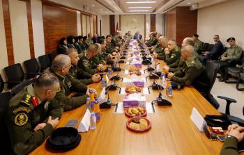 حسين الشيخ يشدد على سيادة القانون وصون كرامة المواطن