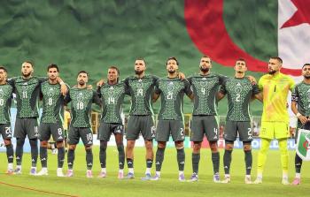 نيجيريا تهزم الجزائر وتضرب موعداً مع المغرب