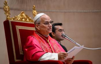 البابا لاون الرابع عشر