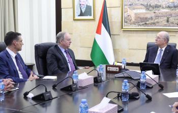 محمد مصطفى يبحث مع مسؤولين أوروبيين تطورات الأوضاع في فلسطين