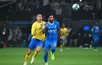 القنوات المفتوحة الناقلة لمباراة النصر والهلال اليوم