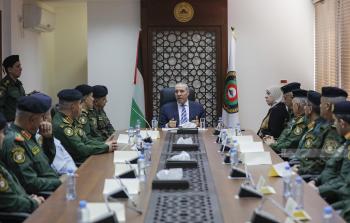 نائب الرئيس الفلسطيني حسين الشيخ