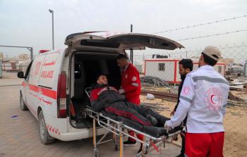 الهلال الأحمر يشارك في إجلاء 40 مواطناً عبر معبر رفح