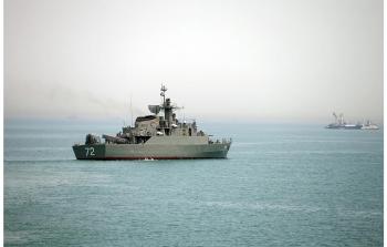 غرق فرقاطة إيرانية قبالة سريلانكا وإنقاذ البحارة