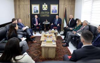 لقاء وزير الداخلية مع رئيس مكتب الممثلية الكندية