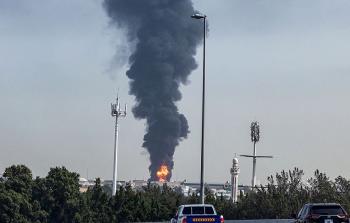 من مكان الهجوم الإيراني بمسيّرة واندلاع حريق بمطار دبي الدولي (Gettyimages)