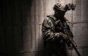 واشنطن وتل أبيب تبحثان عملية كوماندوز للاستيلاء على نووي إيران