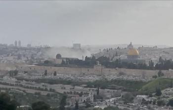 إصابة بسقوط شظايا صاروخ قرب المسجد الأقصى