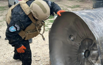 شظايا صاروخية سقطت سابقا غرب الخليل - توضيحية