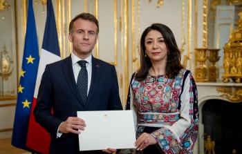 السفيرة هالة أبو حصيرة تقدم أوراق اعتمادها إلى رئيس الجمهورية الفرنسية رسميا