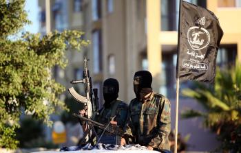 مقاتلون من ألوية الناصر صلاح الدين (الذراع العسكري للجان المقاومة) (أرشيف)