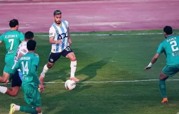 من مباراة بيراميدز والمصري اليوم