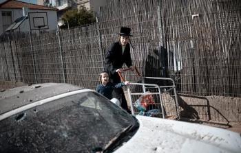 إصابة 14 شخصًا بهجوم صاروخي إيراني على مركز إسرائيل