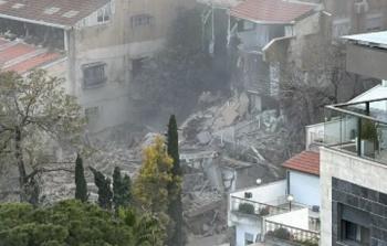 موقع سقوط الصاروخ في حيفا