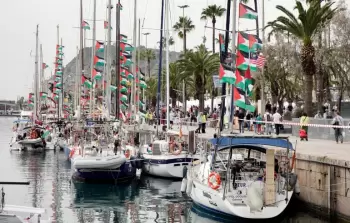 أسطول الصمود ينطلق من برشلونة لكسر حصار غزة بمشاركة دولية