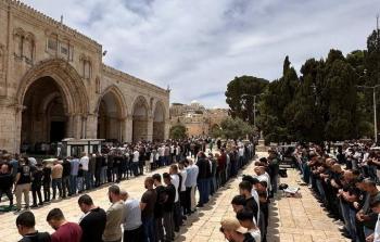 75 ألفا يؤدون صلاة الجمعة في المسجد الأقصى