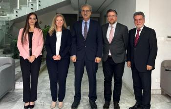 اللجنة الوطنية لإدارة غزة تستقبل وفد بريطاني