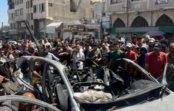 شهداء وجرحى في قصف إسرائيلي استهدف مركبة مدنية بحي الرمال غرب غزة