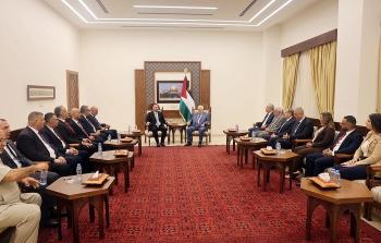 الرئيس عباس خلال وفد بلدية بيت لحم