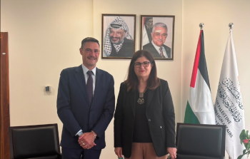 وزيرة الخارجية تودّع ممثل الاتحاد الأوروبي لدى فلسطين