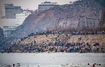 المغرب يوقف 111 مهاجرا عقب محاولة عبور جماعي نحو سبتة