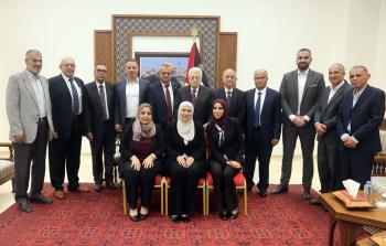 الرئيس عباس يستقبل رئيس المجلس البلدي في طولكرم