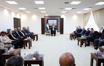 الرئيس عباس يستقبل رؤساء البلديات والمجالس المحلية لمحافظة القدس