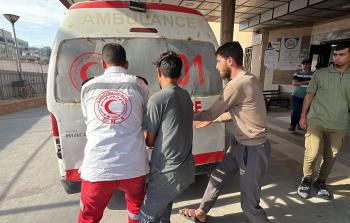 إصابة خطيرة لمواطن باستهداف إسرائيلي غرب خانيونس