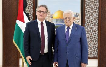 الرئيس عباس يتقبل أوراق تعيين قنصل عام الجمهورية الفرنسية