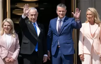 نتنياهو ووزير الحرب الأميركي