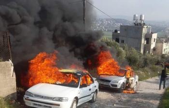 مستوطنون يحرقون 4 مركبات في عقربا جنوب نابلس