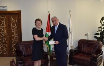الوزير المالكي يستقبل سفيرة جمهورية فنلندا لدى دولة فلسطين آنا كايسا هيكينن