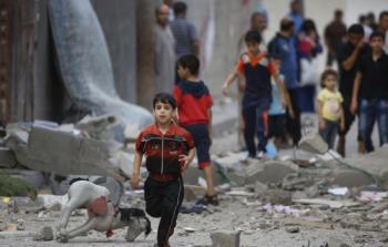 طفل فلسطيني يركض 