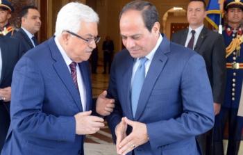 الرئيس عباس ونظيرة المصري