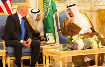 ترامب مع العاهل السعودي المللك سلمان