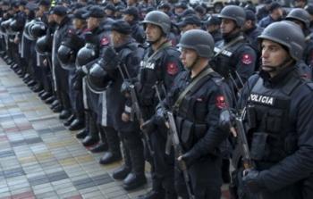 الشرطة الألبانية تحرس مباراة إسرائيل قرب العاصمة تيرانا