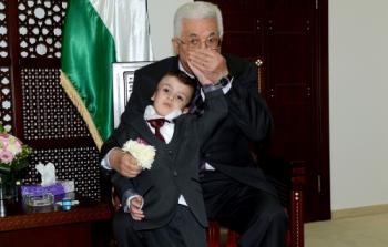 الرئيس عباس والطفل دوابشة