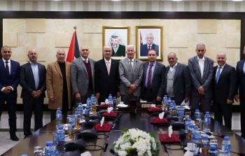 الحمد الله يجتمع مع مجلس إدارة اتحاد الصناعات الفلسطينية