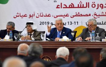 الرئيس محمود عباس في اجتماع استشاري فتح