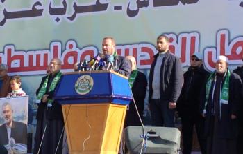 فتحي حماد عضو المكتب السياسي لحركة حماس خلال المسيرة غرب غزة اليوم