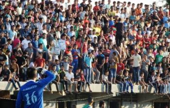 جماهير غزة تتابع مباراة بالكأس
