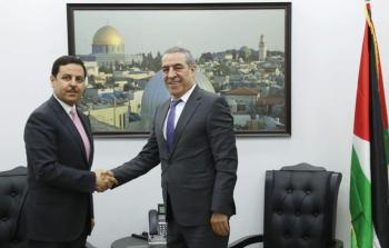 حسين الشيخ يستقبل السفير الأردني الجديد ويبحث اخر المستجدات