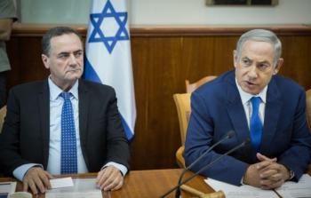 نتنياهو بجانب وزير الخارجية بالوكالة يسرائيل كاتس