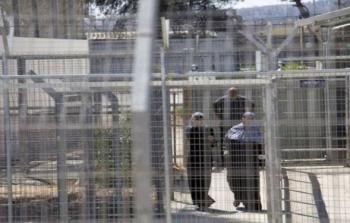 40 أسيرة في سجن الدامون: معاناة الشتاء وكاميرات المراقبة