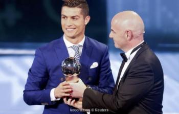 رونالدو يفوز بجائزة أفضل لاعب في العالم